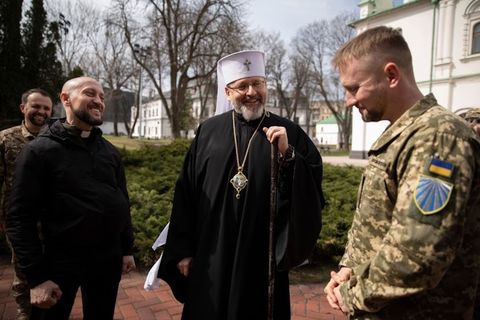 «Роль капелана — допомогти воїнові лишитися людиною в нелюдських обставинах», — Глава УГКЦ