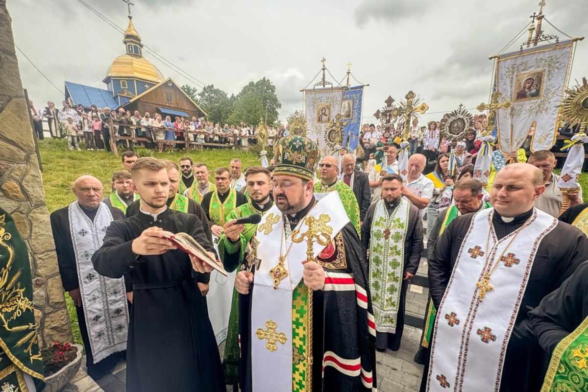 У Товмачику відзначили 30-річчя відновлення Богородичної святині