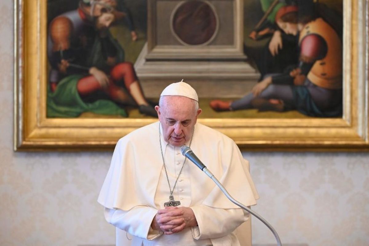Папа Франциск: Ті, хто молиться, знають, що надія сильніша від знеохочення