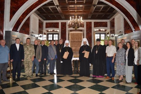 Митрополит Теодор Мартинюк взяв участь в академії з нагоди 445-річчя Острозької Біблії та 500-річчя князя Василя-Костянтина Острозького