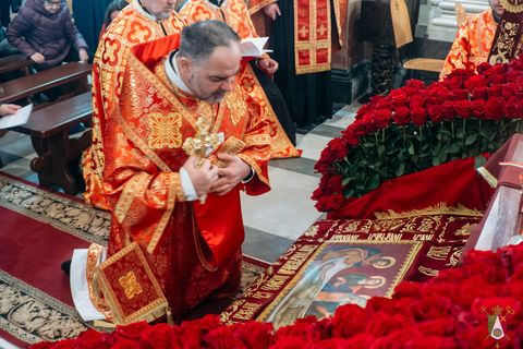 Єпископ Григорій Комар: «Страсна п’ятниця — трагічний день, але водночас — величний день: людина відкинула Бога, але Бог не відкинув людину»