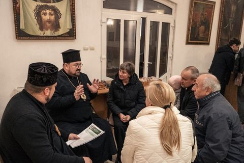 «Що Церква може зробити, щоб родини не залишалися самі?»: у Коломийській єпархії відбувся Форум родин 2026