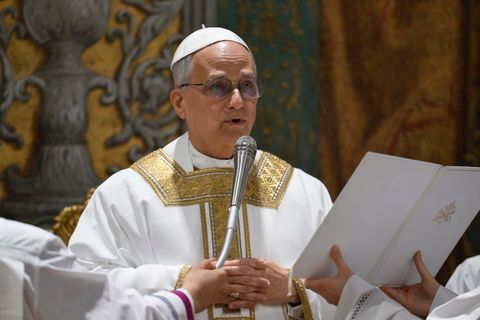 Папа Лев XIV: через щоденне навернення бути Церквою, що освітлює пітьму світу