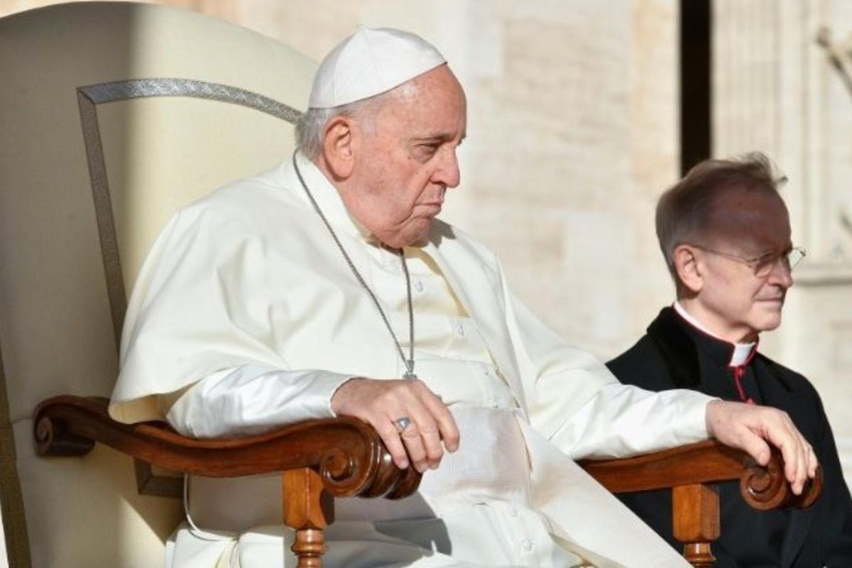 Папа Франциск: молімося за народи, що страждають від війни, не забуваймо про Україну