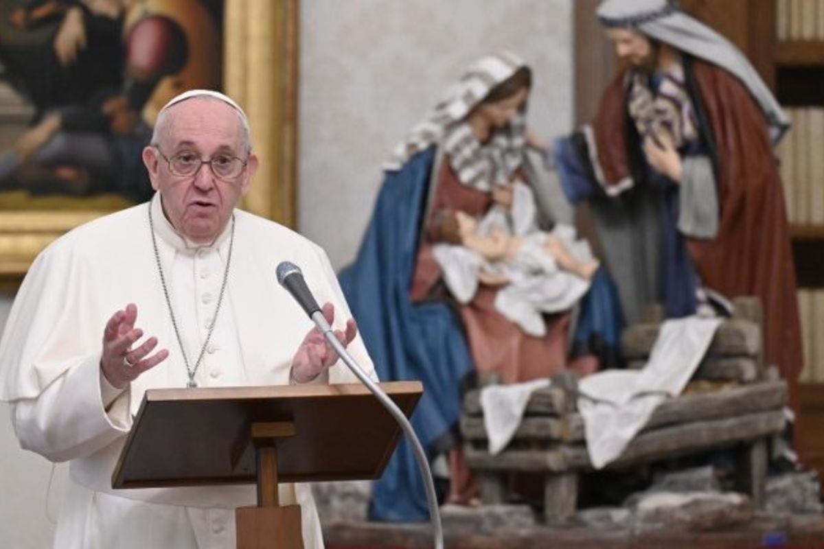 Папа Франциск: Бог став тілом, аби сказати, що любить нас у наших слабкостях