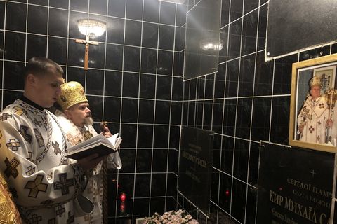 У Зарваниці вшанували пам’ять першого Тернопільсько-Зборівського єпарха Михайла Сабриги
