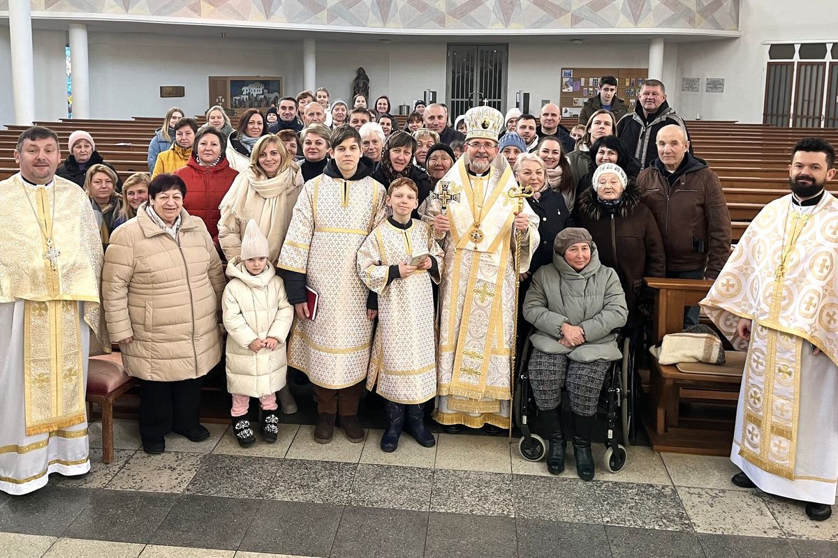 «Довірмо своє життя Богові!» — владика Богдан Дзюрах до українців у Дахау