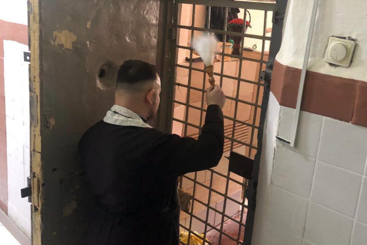 «Чому священник добровільно йде за ґрати?»: Пенітенціарне душпастирство УГКЦ знайомить з капеланами