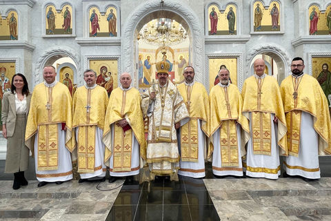 У Зарваниці триває зустріч Патріаршої комісії у справах духовенства
