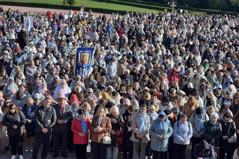 У Зарваниці відбулася Всеукраїнська проща спільнот «Матері в молитві»