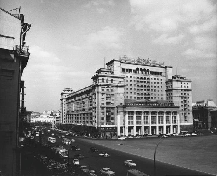 Готель «Москва», 1960-ті. Фото: Яків Рюмкін, Московський дім фотографії