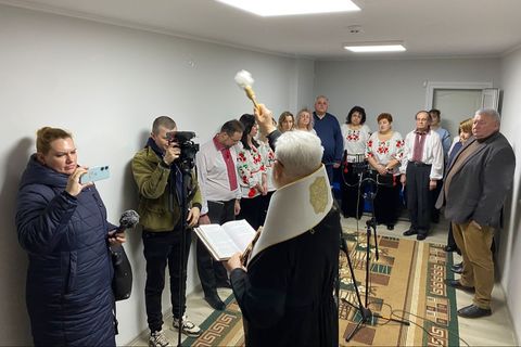 Єпископ Йосиф Мілян благословив відкриття нової студії для дітей у Білій Церкві