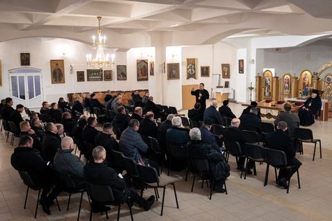 У Коломиї відбулися формаційні зустрічі духовенства: у центрі уваги — Єрусалимська Біблія та євангелізація
