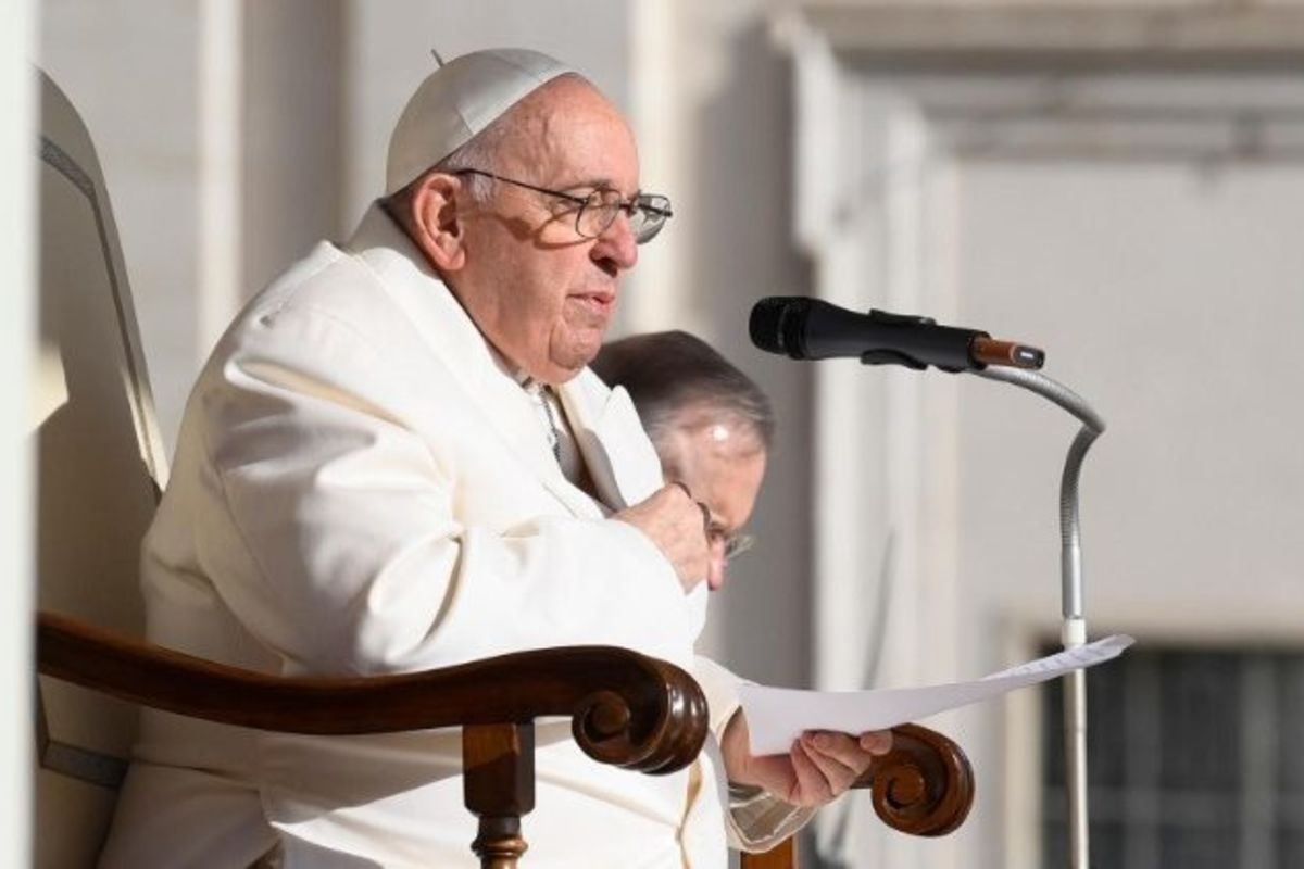 Папа Франциск: будьмо витривалими в близькості з Україною