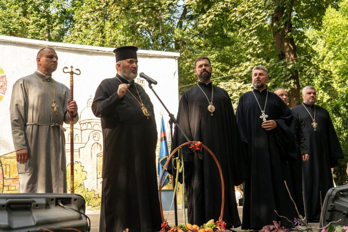Єпископ Василій Івасюк взяв участь в урочистому відкритті Дня міста Коломиї