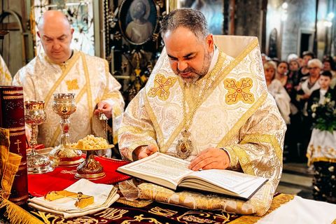 Єпископ Григорій Комар у Томину неділю: «Христос входить у замкнені двері людського страху і сумніву»