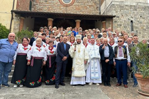 Владика Микола кардинал Бичок відвідав українську громаду у Сієні
