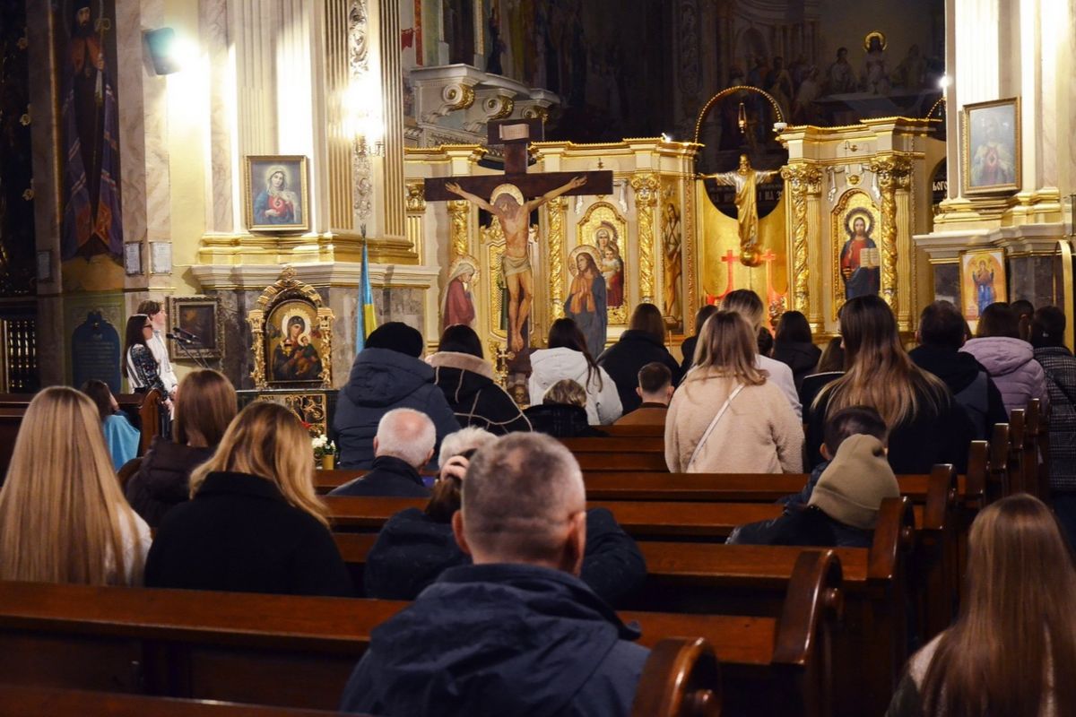 УГКЦ долучилася до загальноєвропейської молитви за мир в Україні та світі