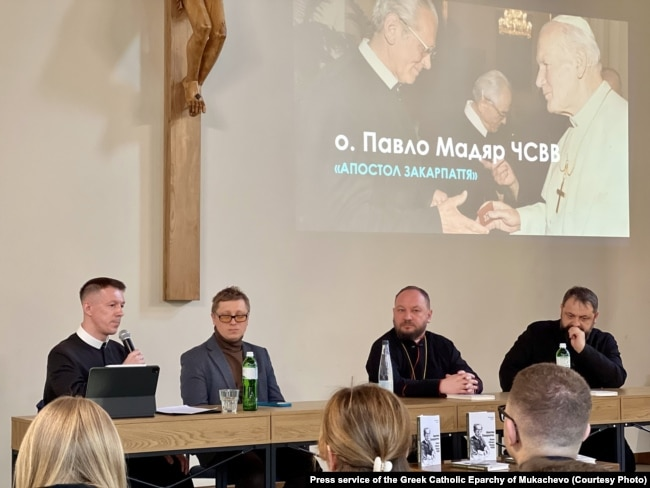 Під час презентації книжки в Ужгородській богословській академії імені Теодора Ромжі