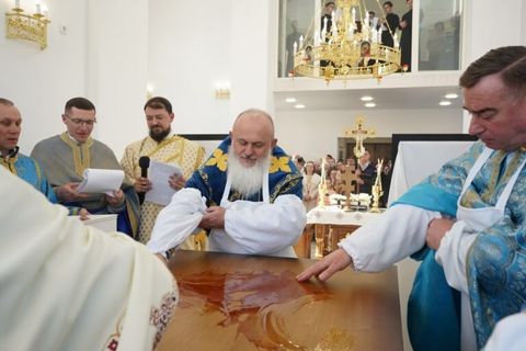 У храмове свято Стрітення Господнього у парафії селища Іваничі на Волині освятили престіл