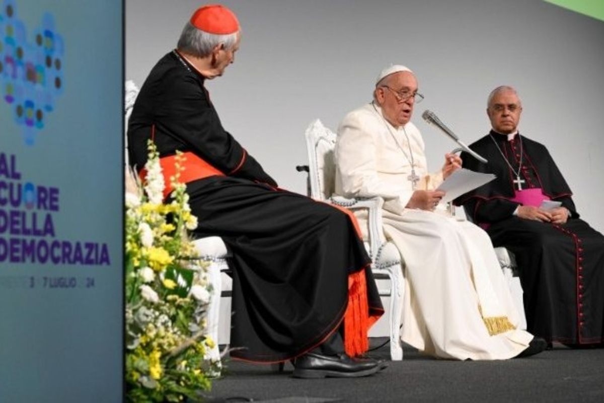 Папа Франциск розповів про «ракову пухлину демократії»