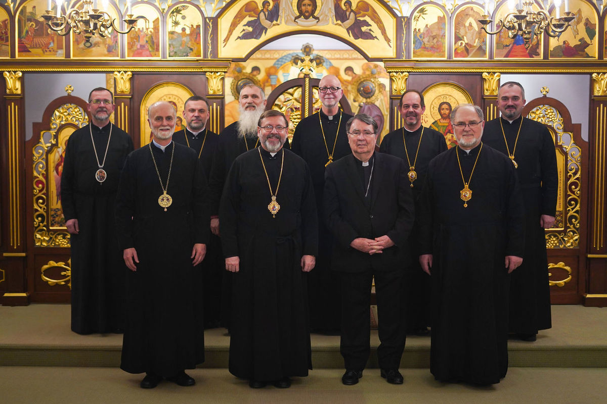 Члени Постійного Синоду та єпископи Філадельфійської митрополії з Апостольським Нунцієм у США Крістофером П'єром