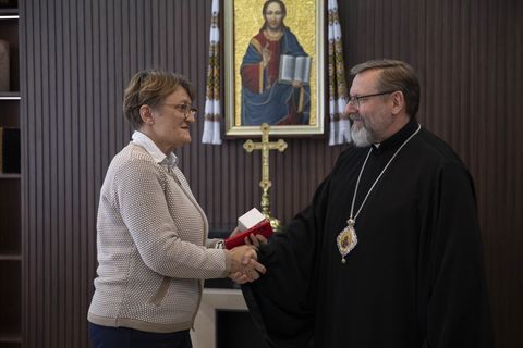 «Церква — це місце зцілення ран війни»: Блаженніший Святослав зустрівся із представниками «Церкви в потребі»