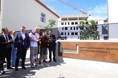 У Львові відкрили й освятили перший в Україні Центр для звільнених з полону