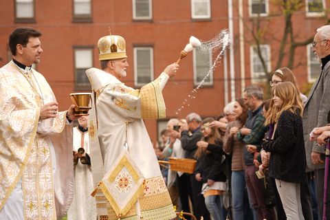 Греко-католики у США засилають свої привітання із Воскресінням Господнім своїм братам і сестрам в Україні