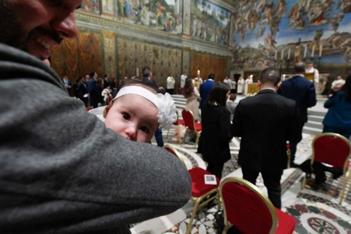 Папа батькам: навчіть своїх дітей пам’ятати про дату свого Хрещення