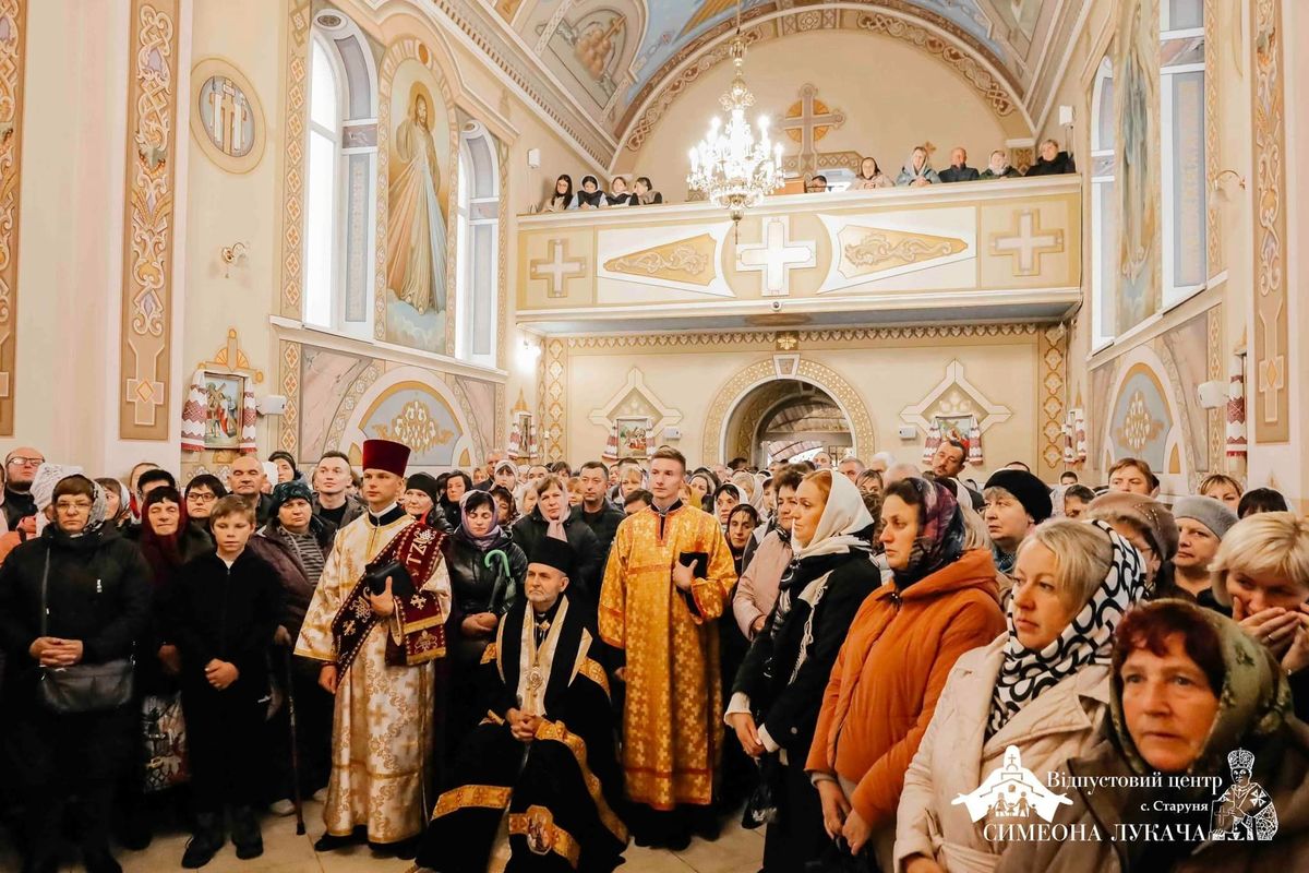 «Святість — наш нормальний стан в очах Бога», — владика Дмитро Григорак у Старуні