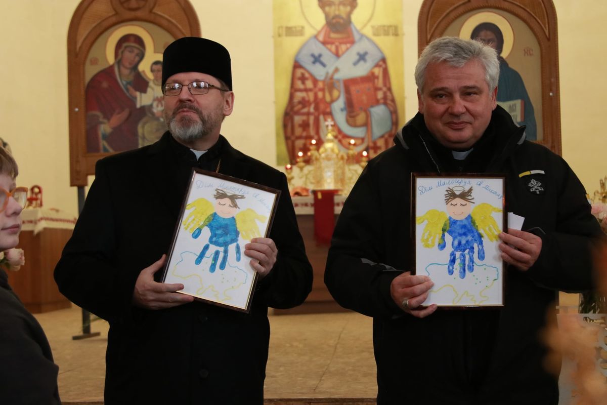 Кардинал Конрад Краєвський із Блаженнішим Святославом у Львові