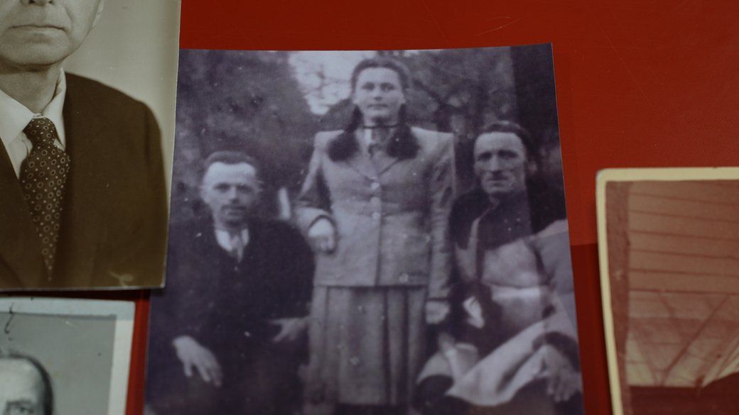 Іван Чав'як, сестра Марія та батько Филип. Джерело фото: Світлина з родинного архіву Наталії Цебрій.