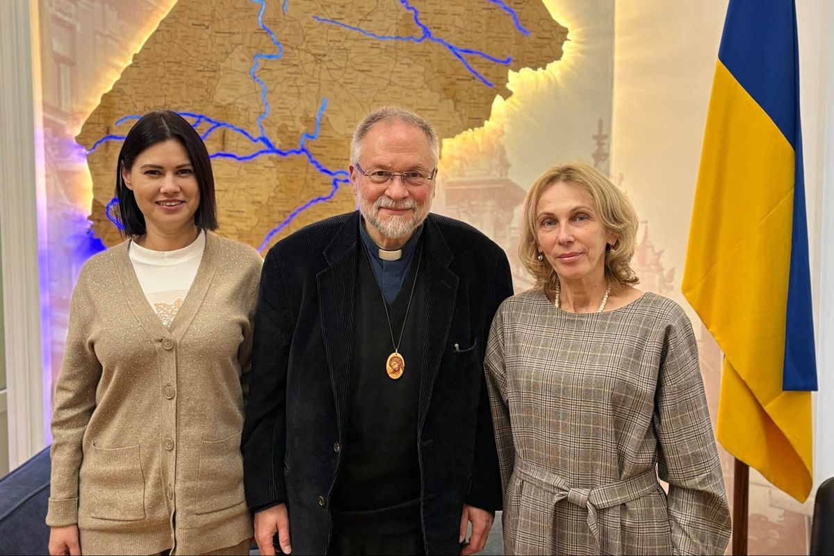 Єпископ-емерит УГКЦ Гліб Лончина отримав українське громадянство