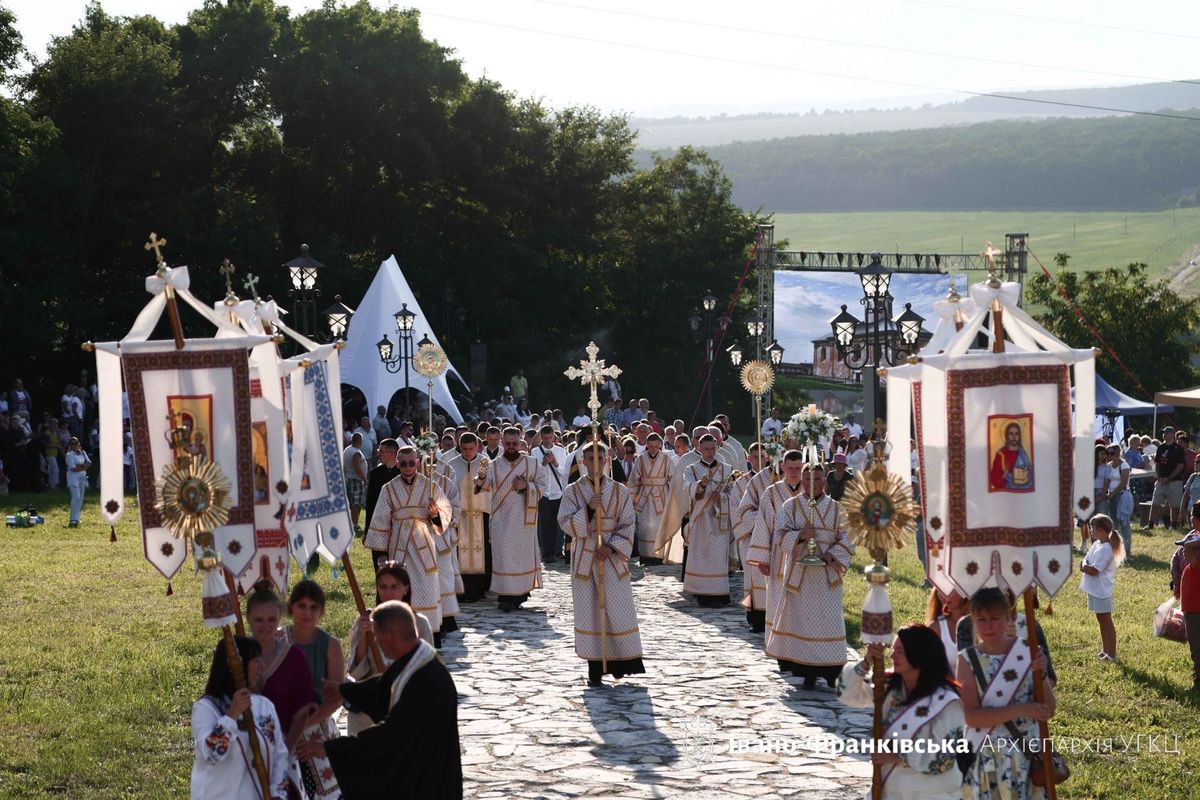 Розпочалася XIII Всеукраїнська патріарша проща до Крилоса