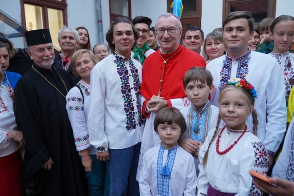 Держсекретар Ватикану зустрівся з українськими біженцями у Словаччині