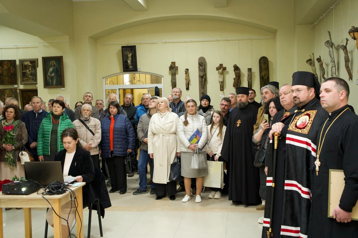 У Коломиї відкрили виставку до дня памʼяті єпископа Миколая Сімкайла