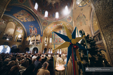 Під час прощі до собору Святої Софії у Римі прочани склали пожертви для українських дітей, які постраждали від війни