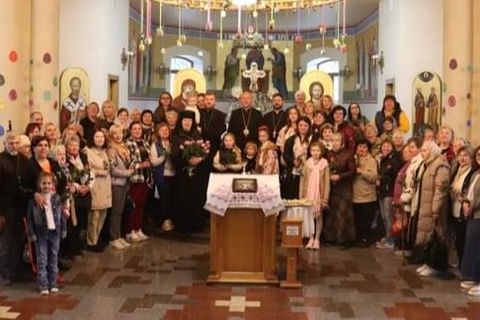 При катедральній парафії Святого Миколая у Харкові відбулася презентація фільму про її волонтерську діяльність