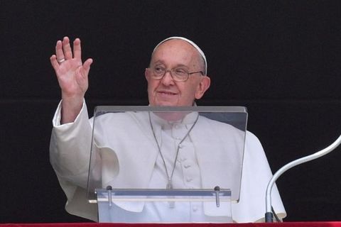 Папа: Ісус дозволяє доторкатися до Себе і не боїться контакту з нами