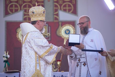 Глава УГКЦ вручив перші Ордени блаженного священномученика Омеляна Ковча отцям Івану Левицькому та Богдану Гелеті
