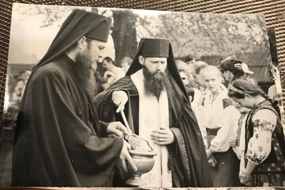 Тридцять років тому у Свято-Іванівській Лаврі вперше відслужили Літургію після років переслідування