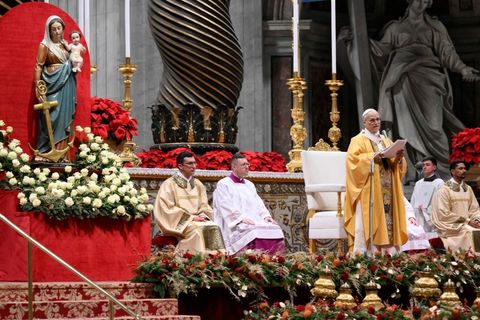 Бог дарує нам любов, щоб ми були її учасниками. Різдвяна проповідь Папи Лева XIV